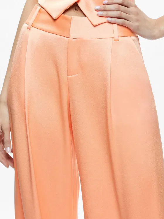 Women Alice and Olivia Amber Collared Vest + Eric Low Rise Pant