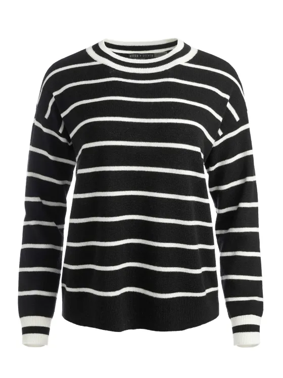 Women Alice and Olivia Fila Crewneck Pullover