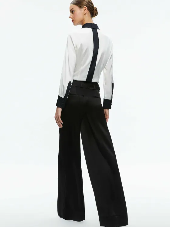 Women Alice and Olivia Willa Fitted Placket Top
